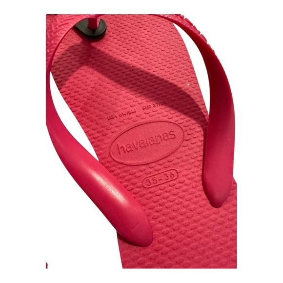Havaianas Electric Pink Top Fashion flip flops Made in Brazil Size US 6 35/36 - Picture 3 of 9